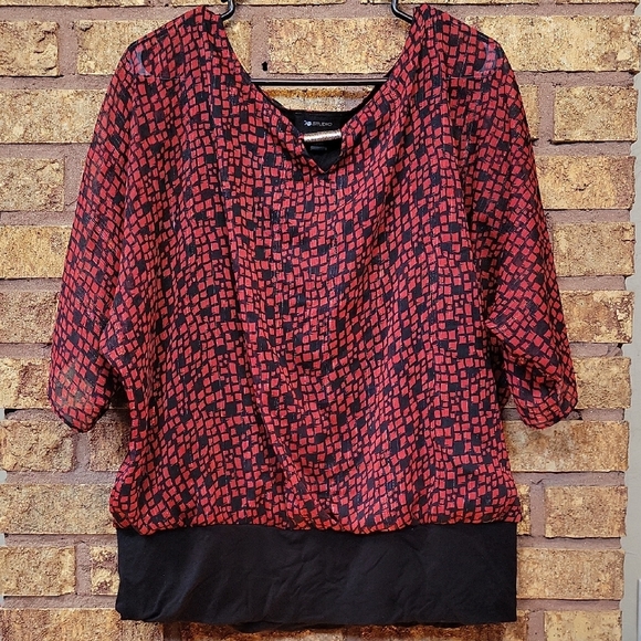 AB Studio Red and Black Boxy 3/4 Sleeve Blouse SIZE XL - Picture 1 of 11